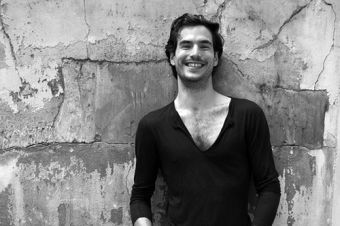 Hadrian L&eacute;v&ecirc;que